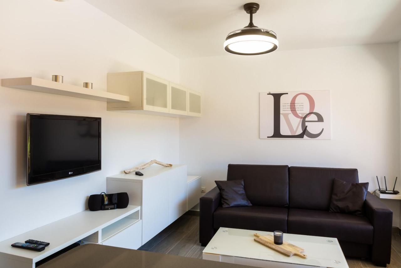 Casa Lucien - Newly Refurbished Apartment With Swimming Pool - Ideal For Couples Corralejo Exterior photo